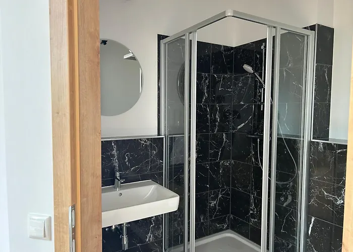 Pensjonat L'etage 3*