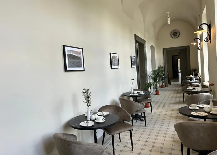 L'etage Pensjonat 3*